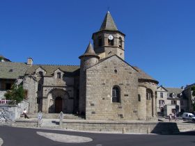 eglise-nasbinals